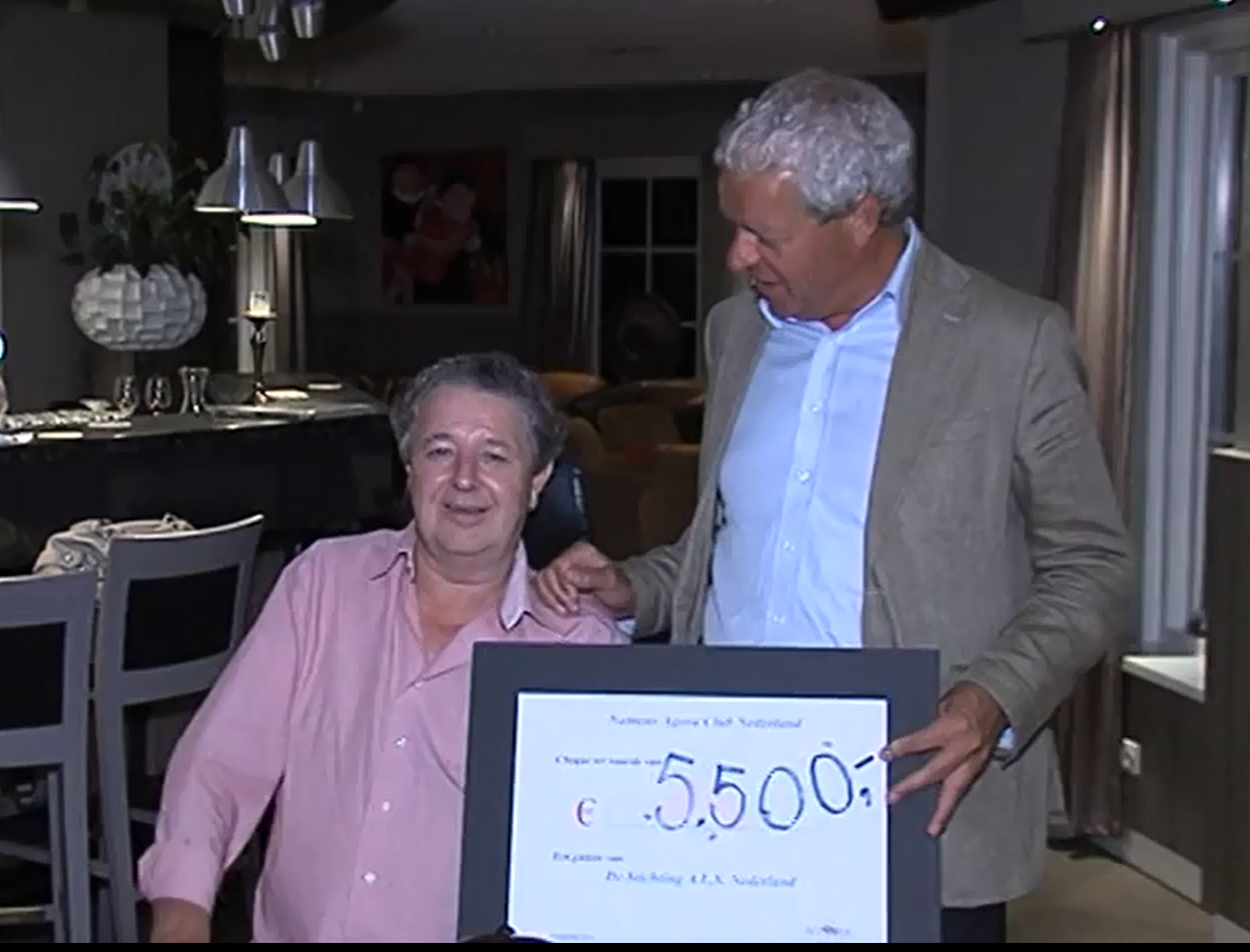 Agora golftournooi €5.500 voor Project MinE